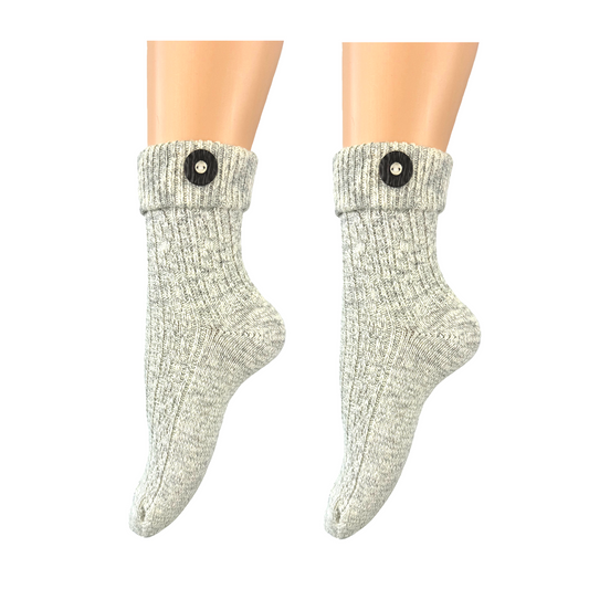 Damen und Herren Trachtensocken im modernen Landhaus-Stil mit  Hirschhornknopf– handgekettelte Naht – (grau)